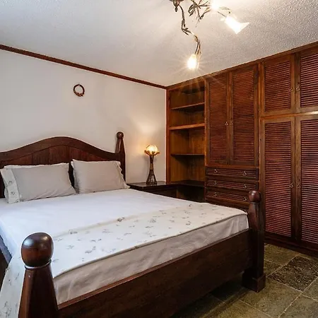 Private Villa Livanátai